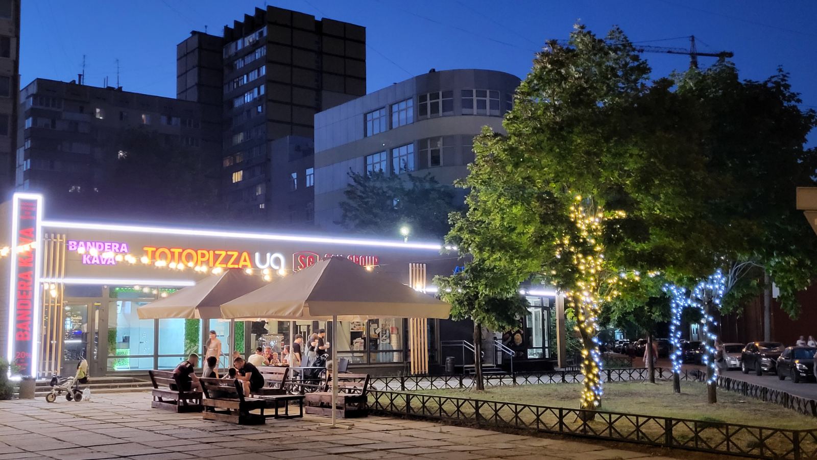 Street Retail — Дніпро, бульвар Слави, 6